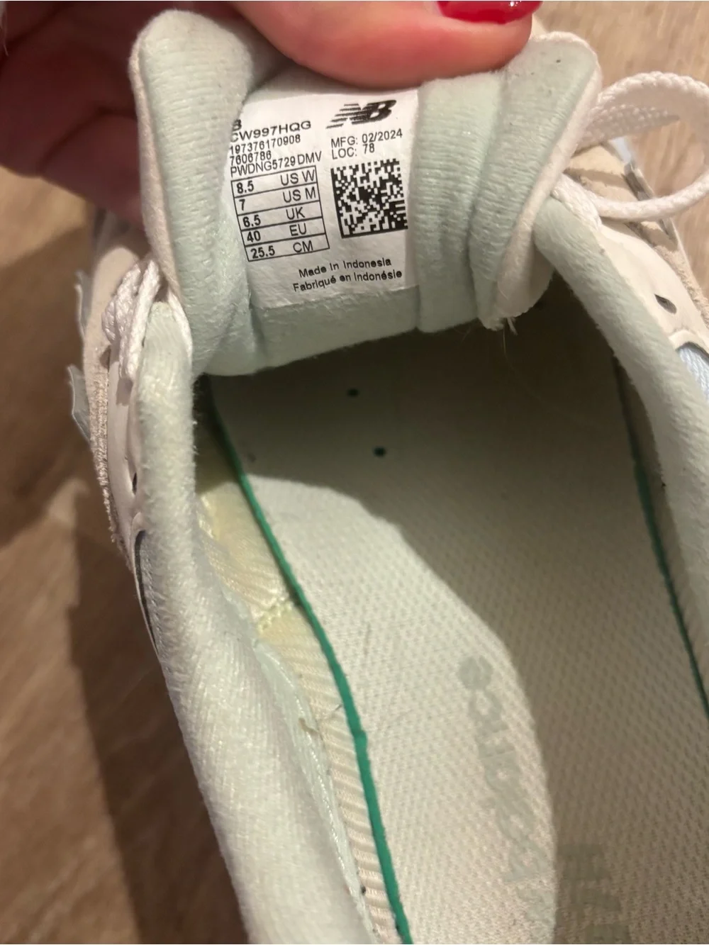 New Balance Women's Cream and Light Blue Athletic Sneakers